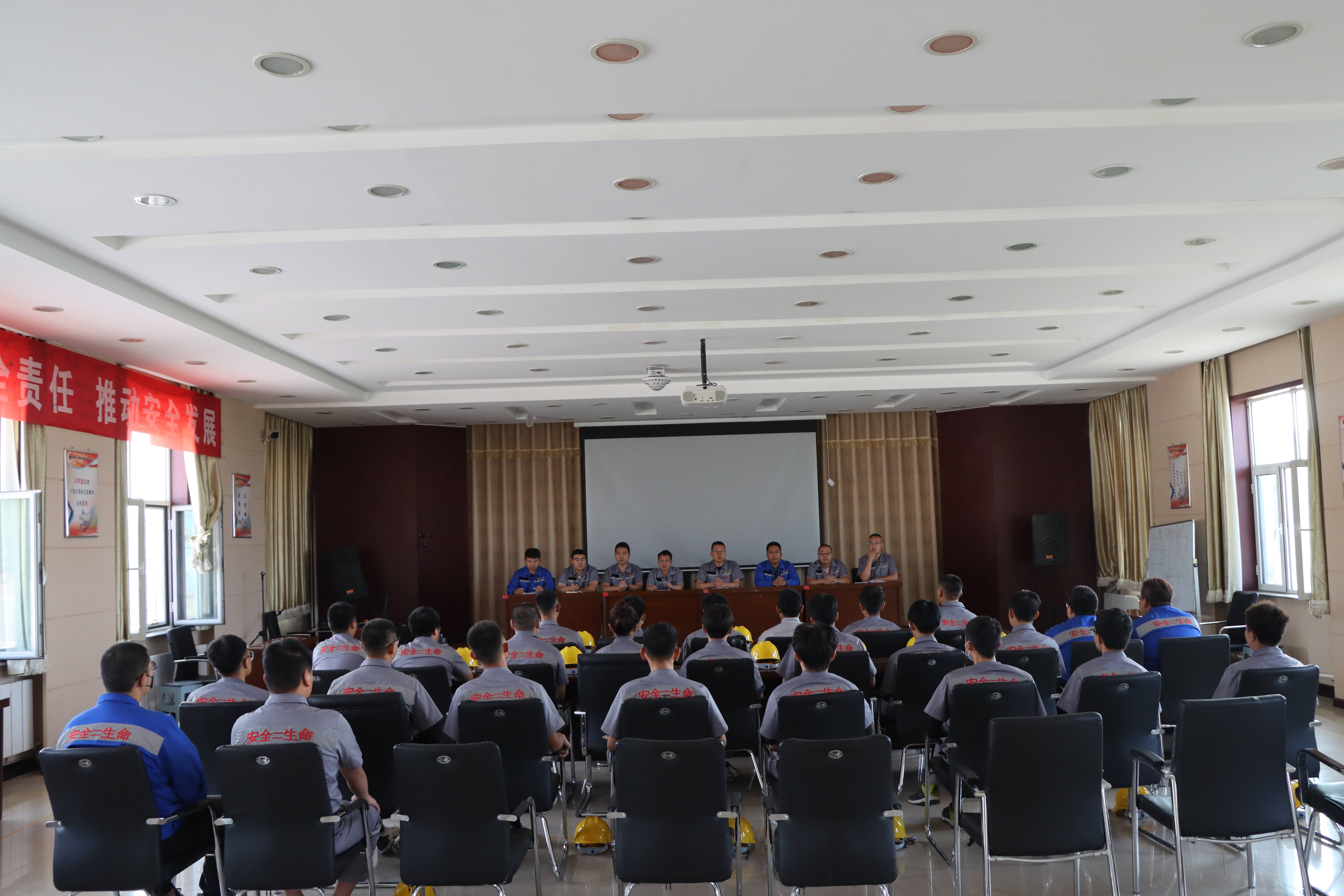 青春进一线，轮岗中学会自我提升 008PG国际内蒙公司第三期大学生轮岗进建改式起头